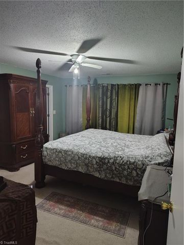 3335 WILITON Way, High Point, NC 27260