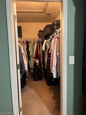 3335 WILITON Way, High Point, NC 27260