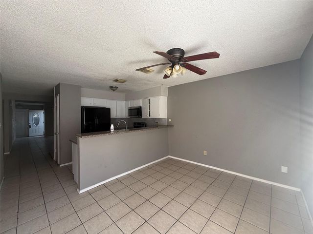 8498 Dairy View Lane, Houston, TX 77072