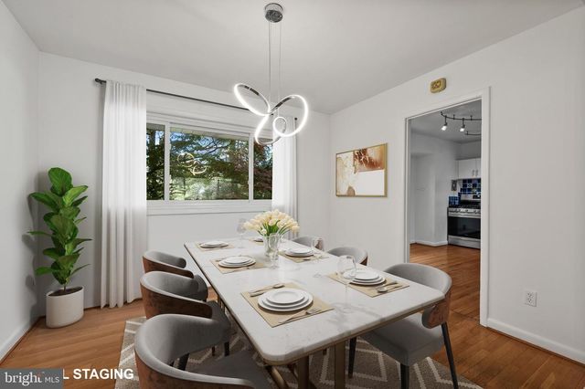 6523 KERNS RD, Falls Church, VA 22044
