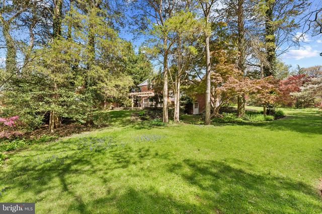 6523 KERNS RD, Falls Church, VA 22044