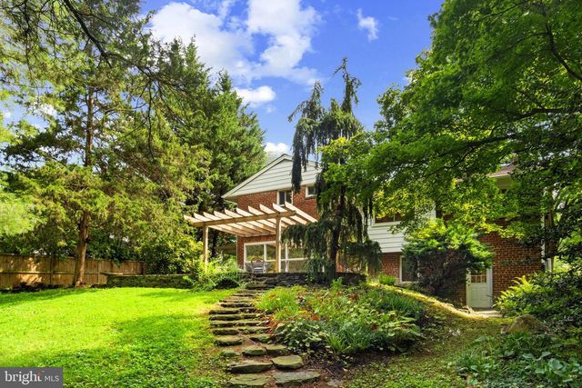 6523 KERNS RD, Falls Church, VA 22044