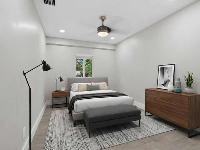 128 SW 22nd Terrace, Fort Lauderdale, FL 33312
