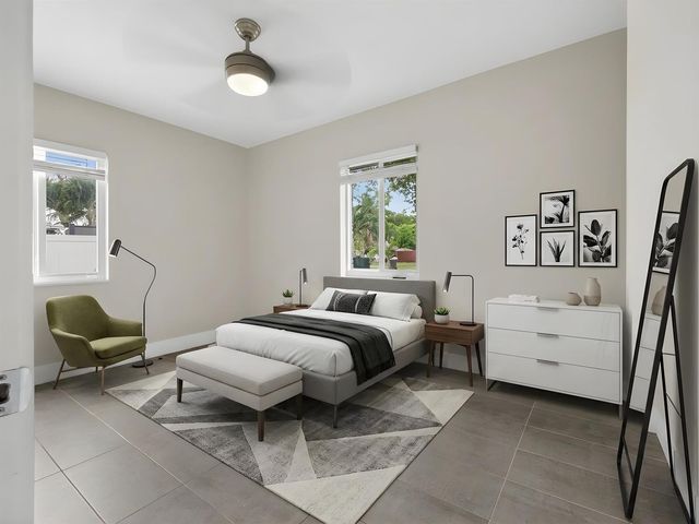 128 SW 22nd Terrace, Fort Lauderdale, FL 33312