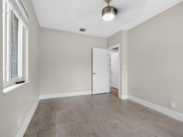 128 SW 22nd Terrace, Fort Lauderdale, FL 33312