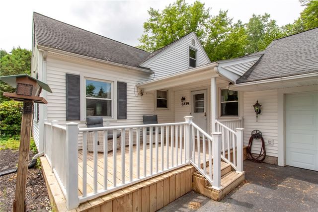 6839 Furnace Road, Ontario, NY 14519