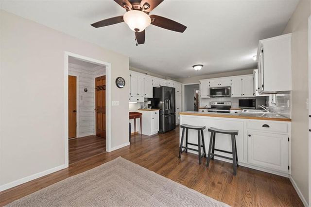 607 Horseshoe Drive, Pleasant Hill, MO 64080