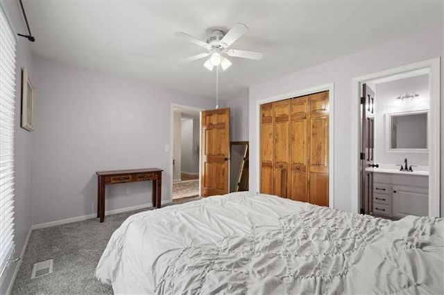 607 Horseshoe Drive, Pleasant Hill, MO 64080