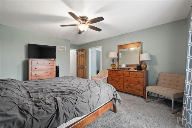 607 Horseshoe Drive, Pleasant Hill, MO 64080