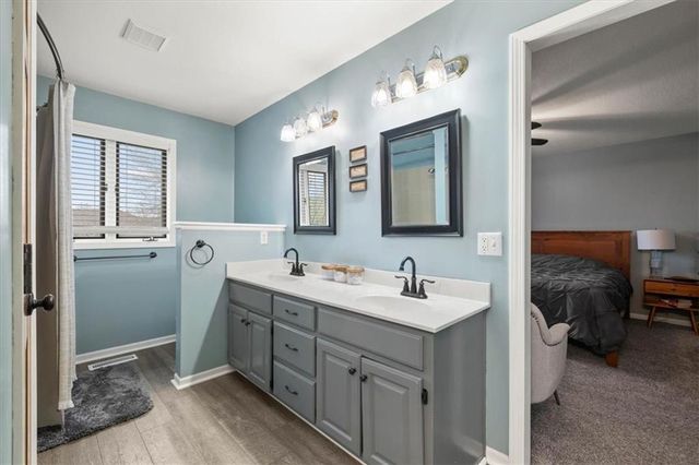607 Horseshoe Drive, Pleasant Hill, MO 64080