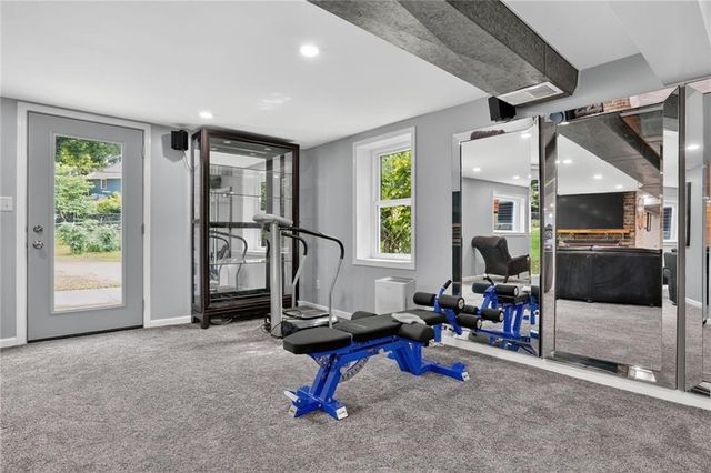 2400 W 103RD Street, Leawood, KS 66206