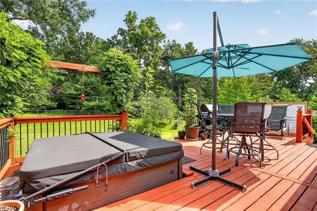2400 W 103RD Street, Leawood, KS 66206