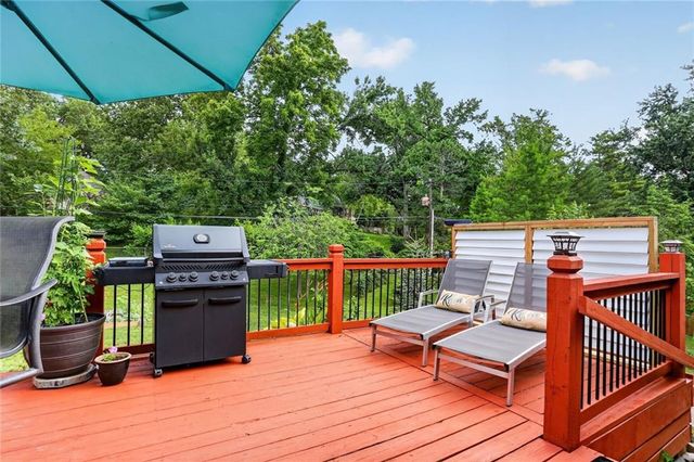2400 W 103RD Street, Leawood, KS 66206