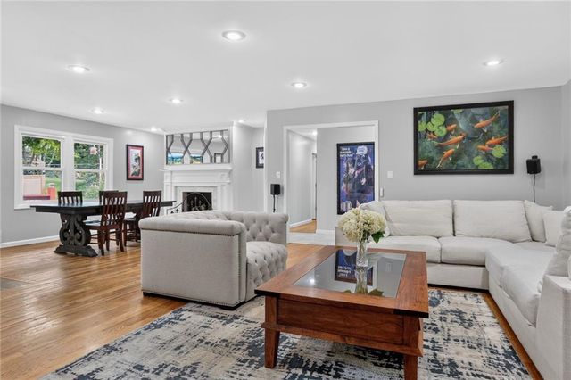 2400 W 103RD Street, Leawood, KS 66206