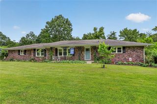 2400 W 103RD Street, Leawood, KS 66206