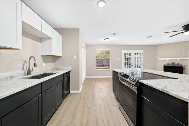 5415 Sandusky Court, Arlington, TX 76017