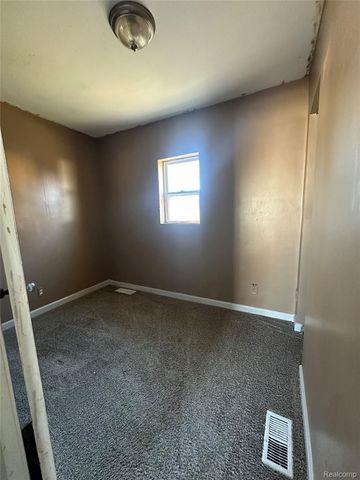 1524 Euclid Street, Lincoln Park, MI 48146