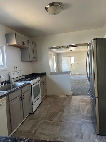 1524 Euclid Street, Lincoln Park, MI 48146