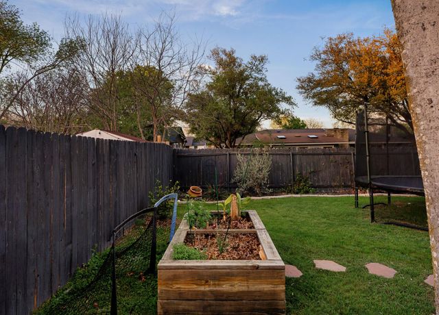 1602 Thornridge RD, Austin, TX 78758