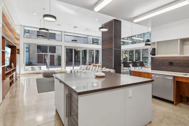 321 10Th Ave 1908, San Diego, CA 92101