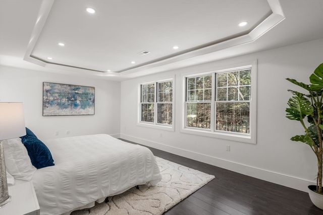 51 Plympton Rd, Sudbury, MA 01776