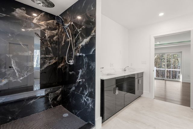 51 Plympton Rd, Sudbury, MA 01776