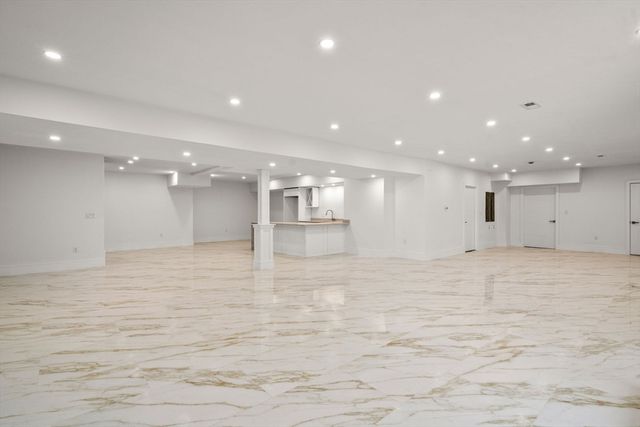 51 Plympton Rd, Sudbury, MA 01776