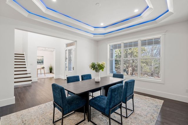 51 Plympton Rd, Sudbury, MA 01776