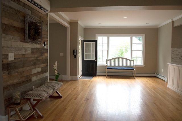 134 Methuen St 1, Lowell, MA 01850