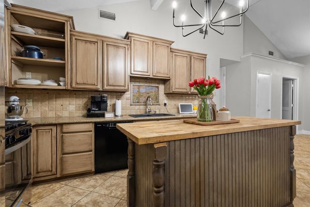 3700 Verlaine Drive, Carrollton, TX 75007