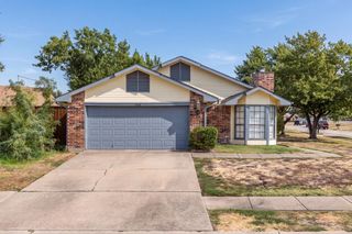 3700 Verlaine Drive, Carrollton, TX 75007
