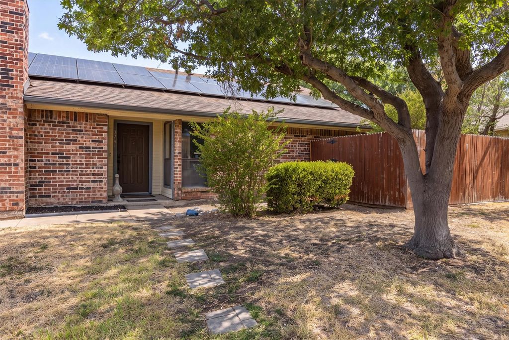 3700 Verlaine Drive, Carrollton, TX 75007 — photo 4