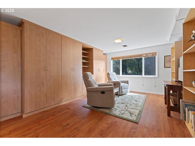 909 Se 96TH Ave, Vancouver, WA 98664