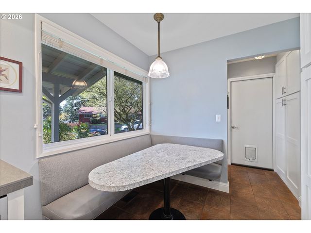 909 Se 96TH Ave, Vancouver, WA 98664