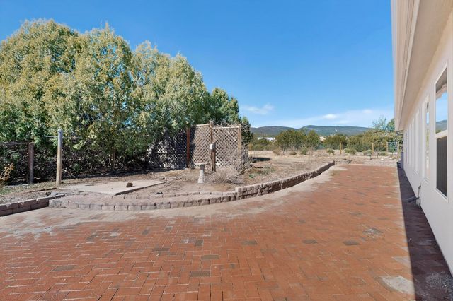 26 Juniper Hill Loop, Cedar Crest, NM 87008