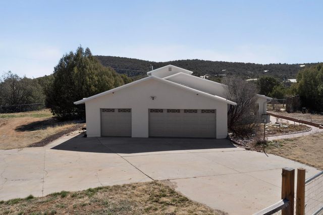 26 Juniper Hill Loop, Cedar Crest, NM 87008