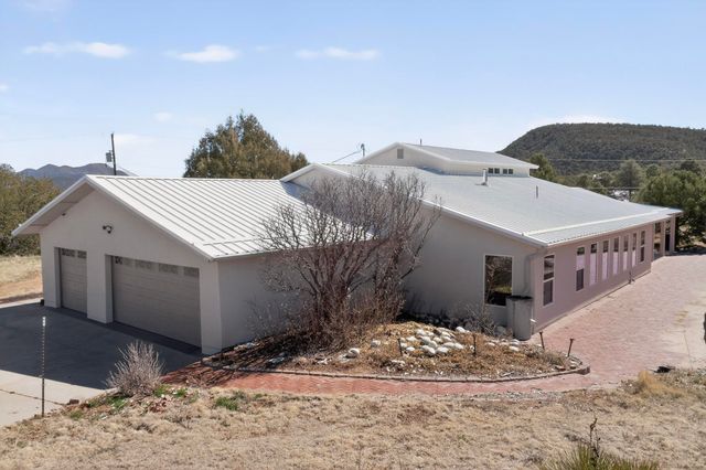 26 Juniper Hill Loop, Cedar Crest, NM 87008