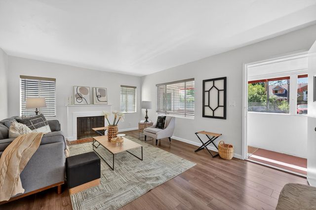 3459 37th St, Sacramento, CA 95817