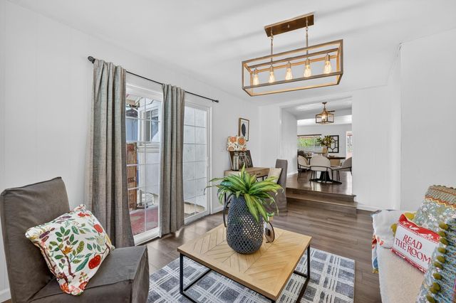 3459 37th St, Sacramento, CA 95817