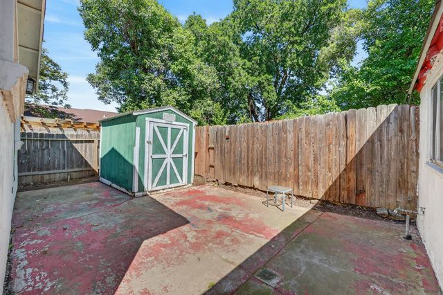 3459 37th St, Sacramento, CA 95817