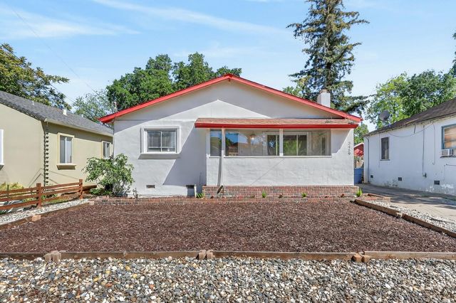 3459 37th St, Sacramento, CA 95817