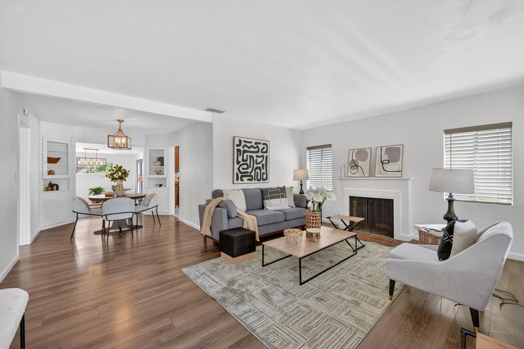 3459 37th St, Sacramento, CA 95817