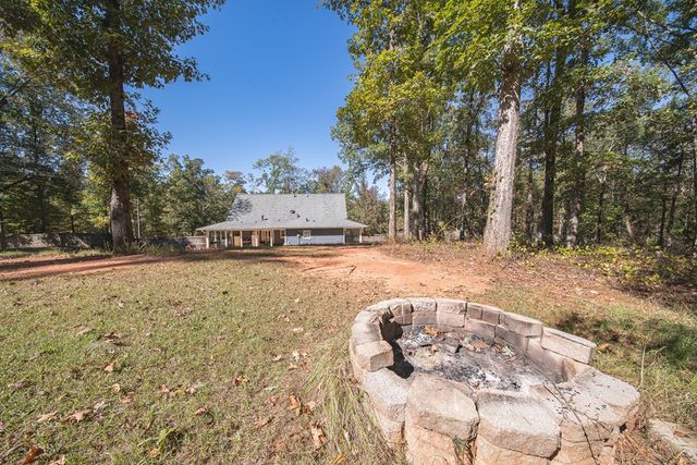 73 Dogwood Terrace, Ellerslie, GA 31807