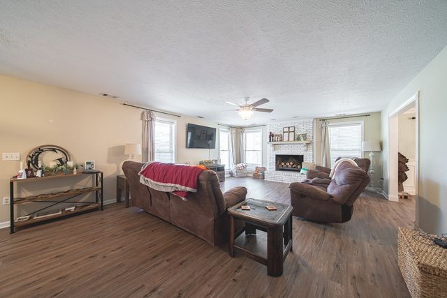 73 Dogwood Terrace, Ellerslie, GA 31807