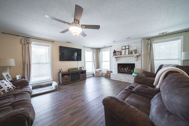 73 Dogwood Terrace, Ellerslie, GA 31807