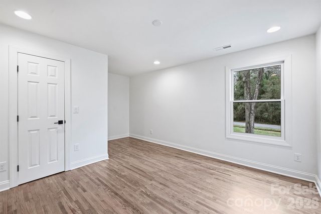 830 Jefferson Drive, Charlotte, NC 28270