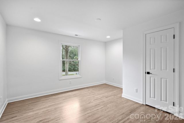 830 Jefferson Drive, Charlotte, NC 28270