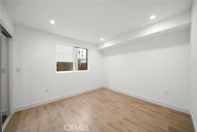 171 S Hoover, Los Angeles, CA 90004