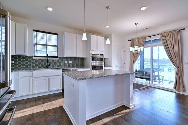 311 Dennis Lane, Oswego, IL 60543