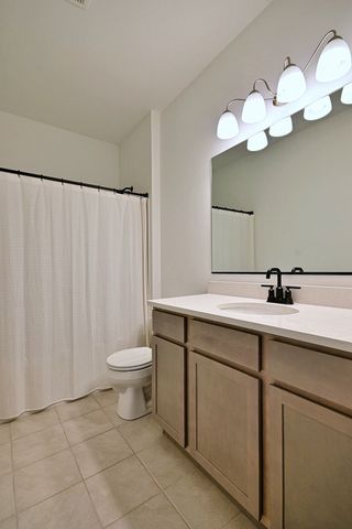 311 Dennis Lane, Oswego, IL 60543